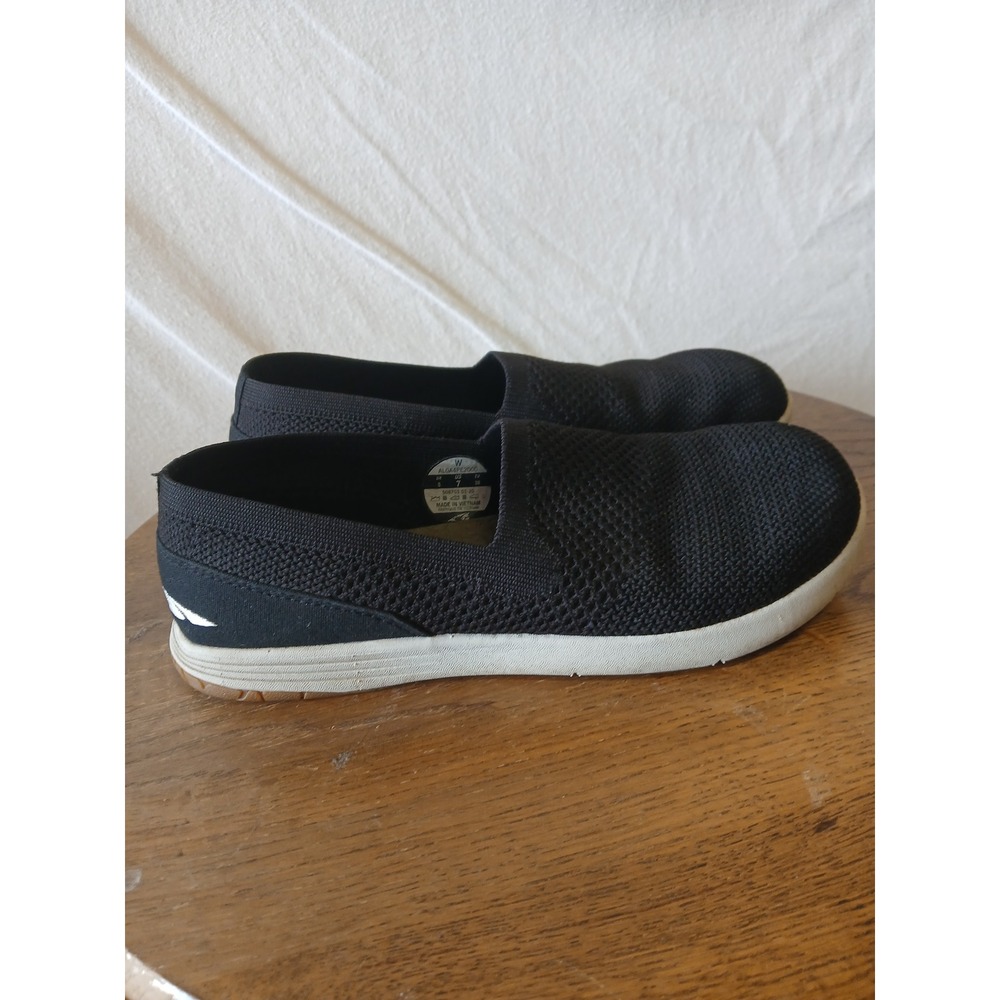 Altra tokala 2 slip on black womens size 7